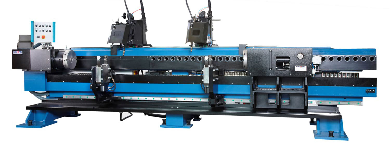  Beispiel Rundnahtschweißmaschine in der Schwerindustrie Sondermaschine zum Verpressen und Schweißen von Rundnähten von Rohr-Drehgelenk-Ensembles 